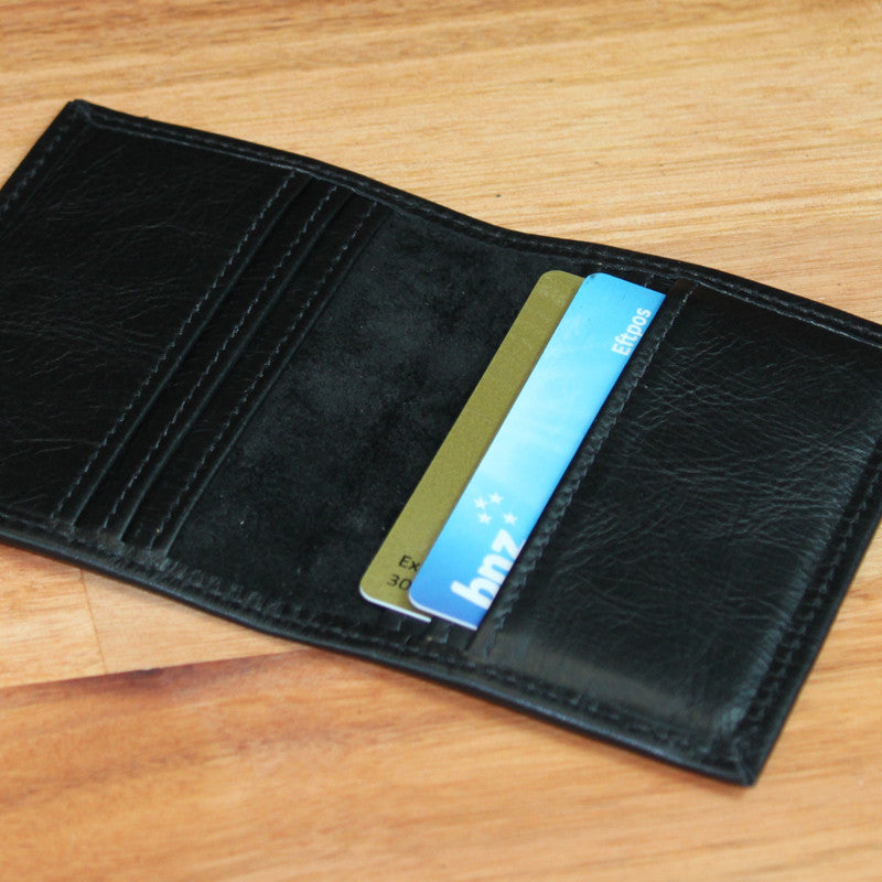 Black Leather Card Holder - Swagger & Hide | Our leather luggage accessories make the perfect gift for him All of our products are handcrafted & personalised.