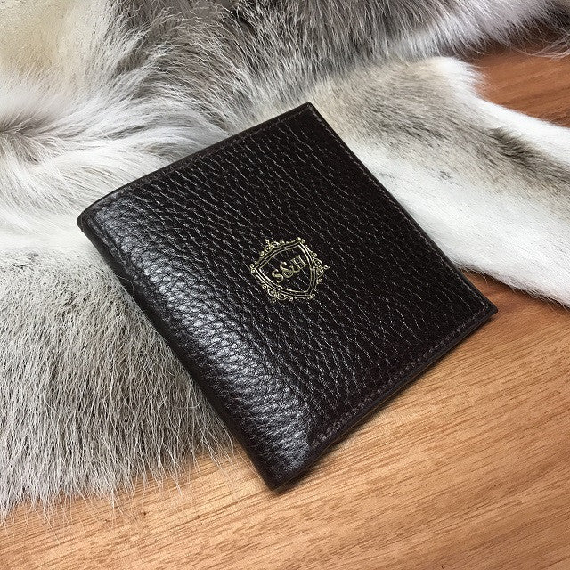 Leather Wallet - Swagger & Hide | Our leather luggage accessories and leather travel bags make the perfect gift for him!  All of our products are handcrafted and personalised.